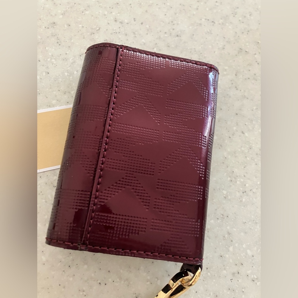 Michael Kors Burgundy Patent MK Logo Envelope Wallet with Gold Accent - Picture 3 of 7